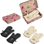 Serendipio Tanoreen Oven Glove Pair in Gift Box-BL